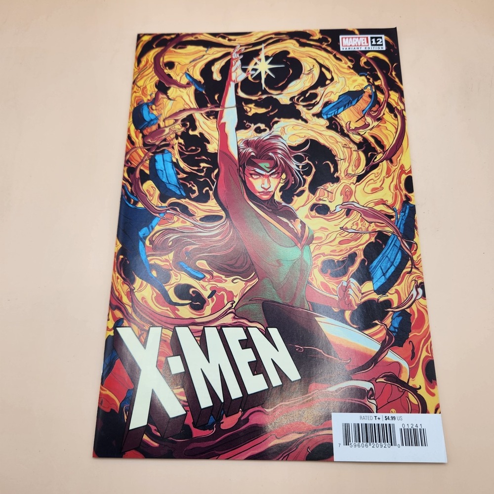 X-men #12 Malavia variant NM Gem Wow